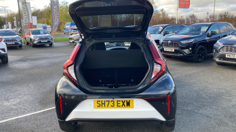 Toyota Aygo X 1.0 VVT-i Edge 5dr Petrol Hatchback